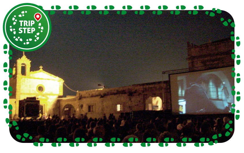 Marzamemi Festival del cinema di Frontiera foto di Davide Mauro via Wikimedia Commons