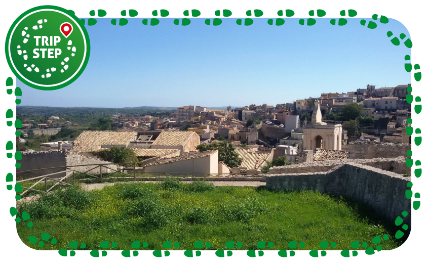 Ruderi del castello e vista sul paese di Palazzolo Acreide foto di: Vincenzo C. via Tripadvisor