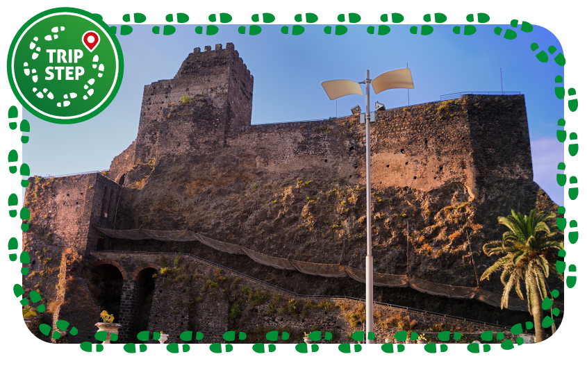 Aci Castello Veduta del Castello di Aci foto di: gnuckx  via Wikimedia Commons