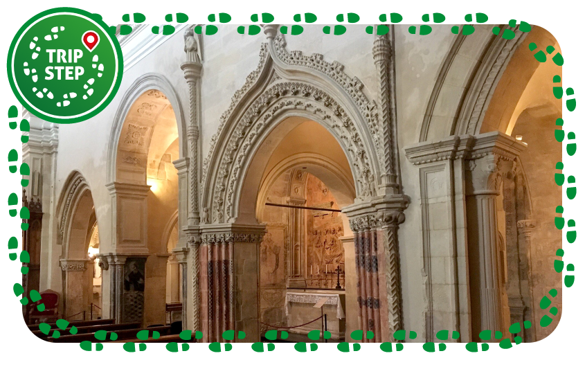 Chiesa di Santa Maria delle Scale particolare delle archate interne foto di fegato granata via Tripadvisor